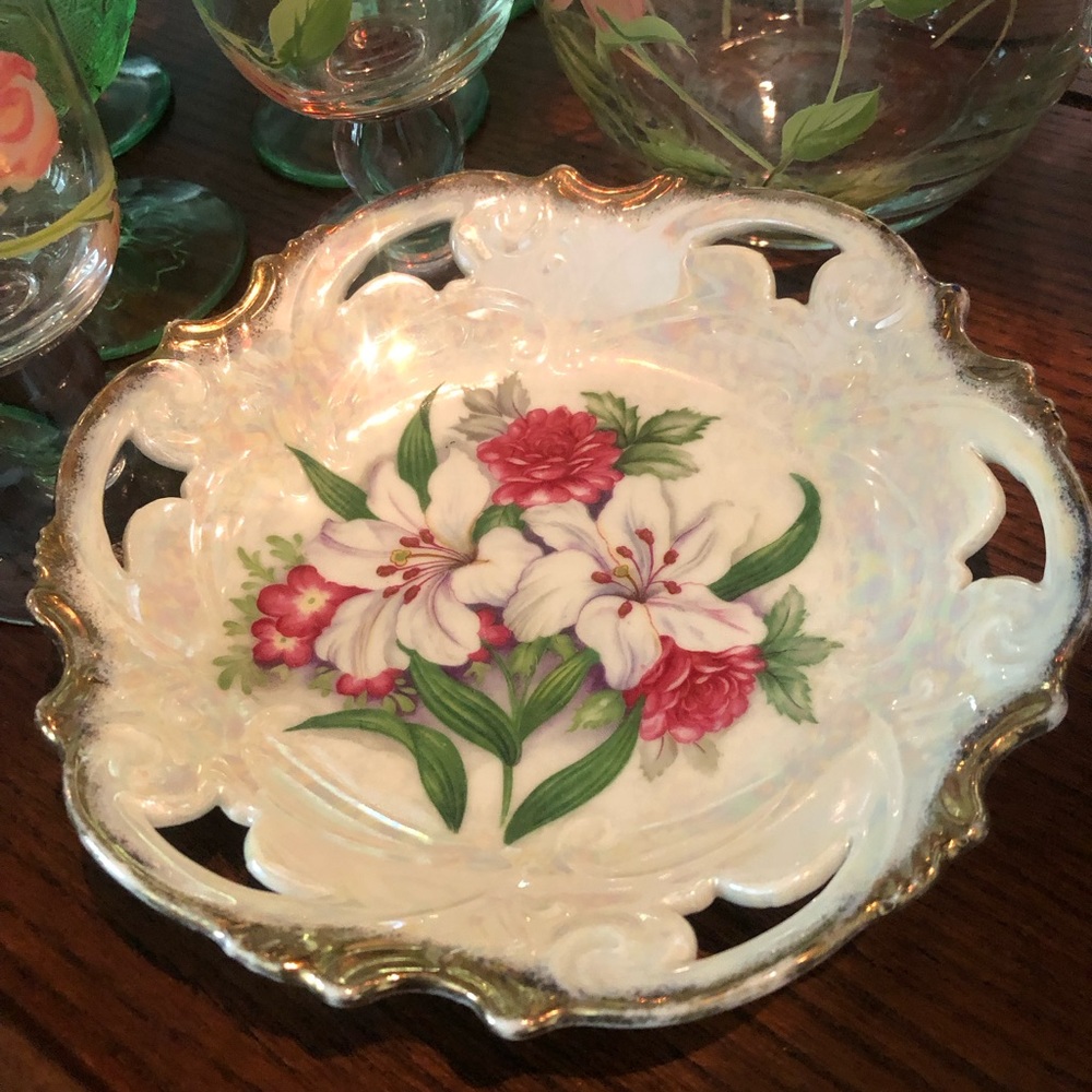 NORCREST CHINA LUSTROUS DECORATIVE BOWL VTG..